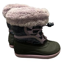 Kamik waterproof snow boots 8 toddler